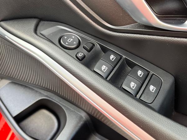 BMW 3 Series Photo autoimg-144462a04070e97e6547b99cf79aa4ff59cba414.jpg