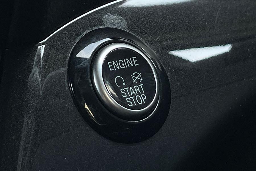 Ford Kuga Photo autoimg-1446cb594386fe347633f255b4f67077cdb3813d.jpg