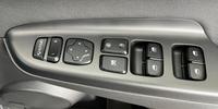 Hyundai KONA Photo 16