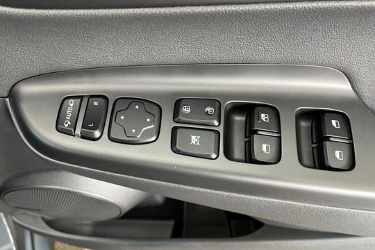 Hyundai KONA Photo autoimg-14475add64e8090f6356032fef2b3a07f43211b3.jpg