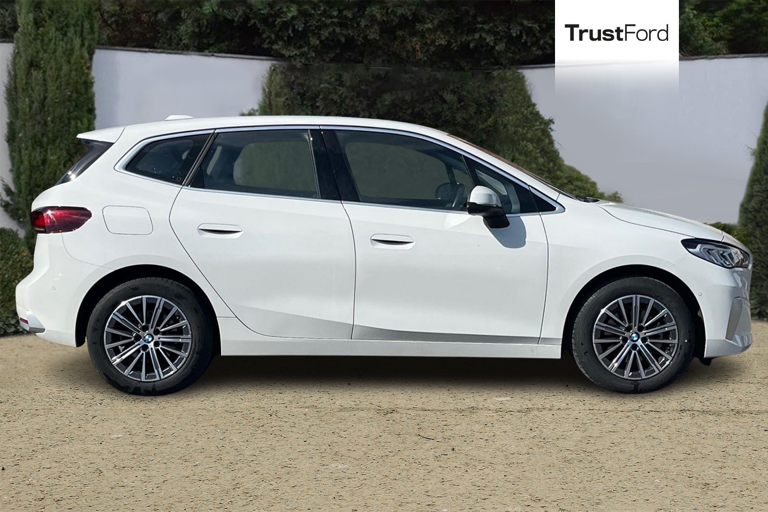 BMW 2 SERIES Photo 2