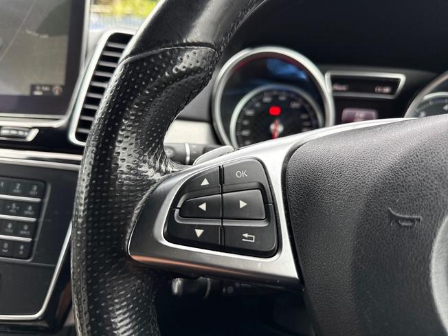 MERCEDES-BENZ Gle Photo 16
