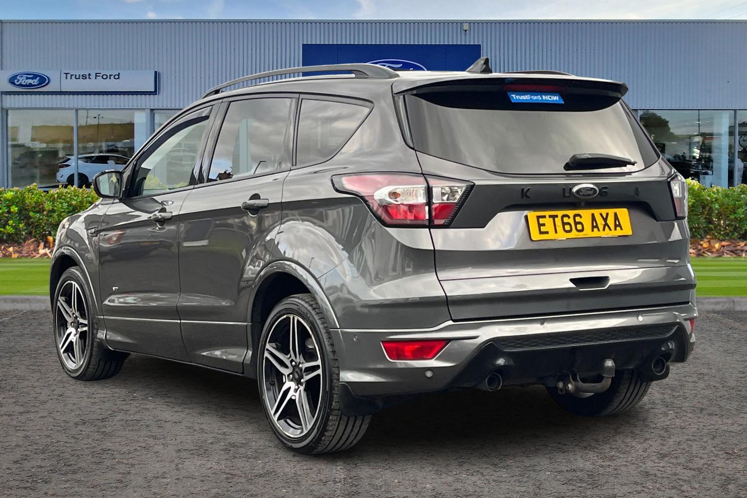 Ford KUGA Photo 1