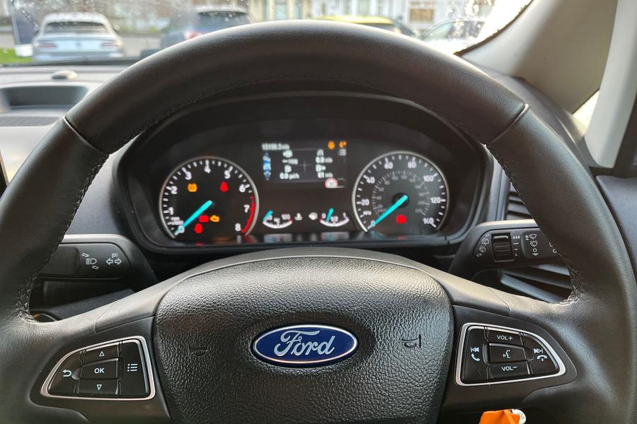 Ford ECOSPORT Photo autoimg-1451bc0baf4a550acca67402c373a0fe20f52c98.jpg