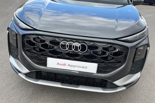 AUDI Q3 Photo 26