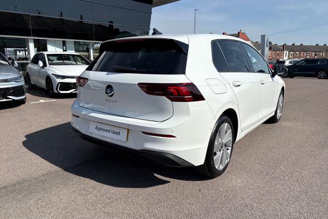 VOLKSWAGEN GOLF Photo 24