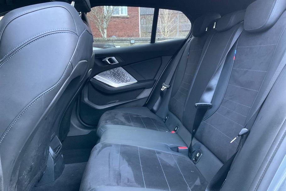 Used BMW 1 SERIES HMZ4456 20