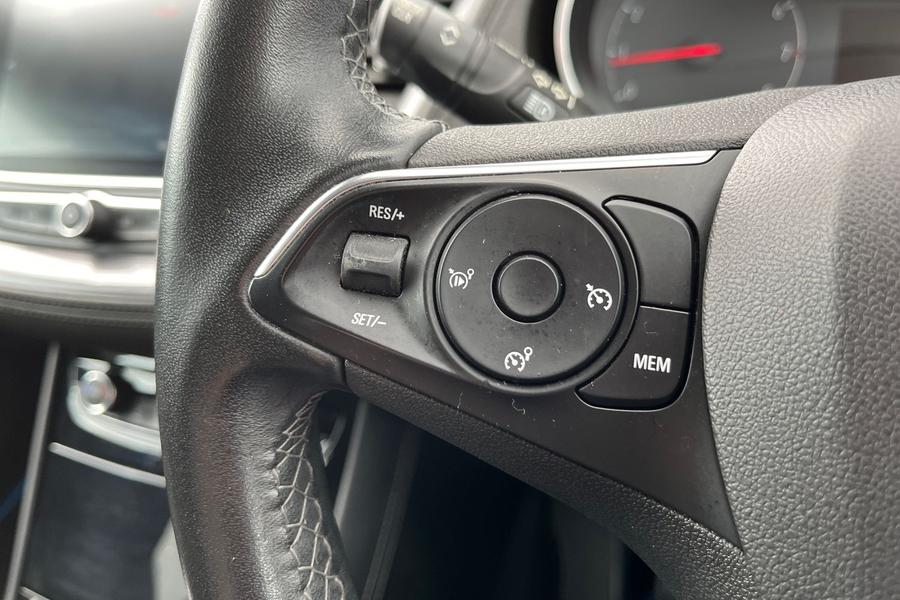 Vauxhall GRANDLAND X Photo autoimg-14631f4e8df21855e45a7a126ae6e34d38d3c5e1.jpg