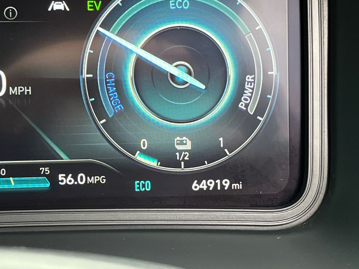 Hyundai KONA Photo 42