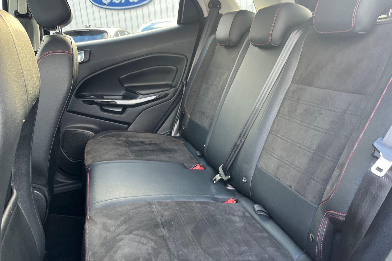 Ford ECOSPORT Photo 19
