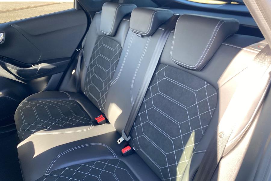 Ford PUMA Photo autoimg-1464edd81354d186725e7c2926cd28592159acb6.jpg