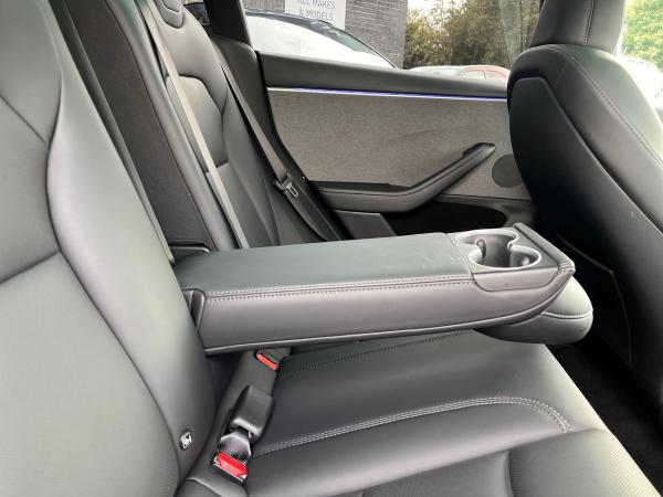 TESLA Model 3 Photo autoimg-1468e65e6386574988f0c9b96aa64710ca3d896c.jpg