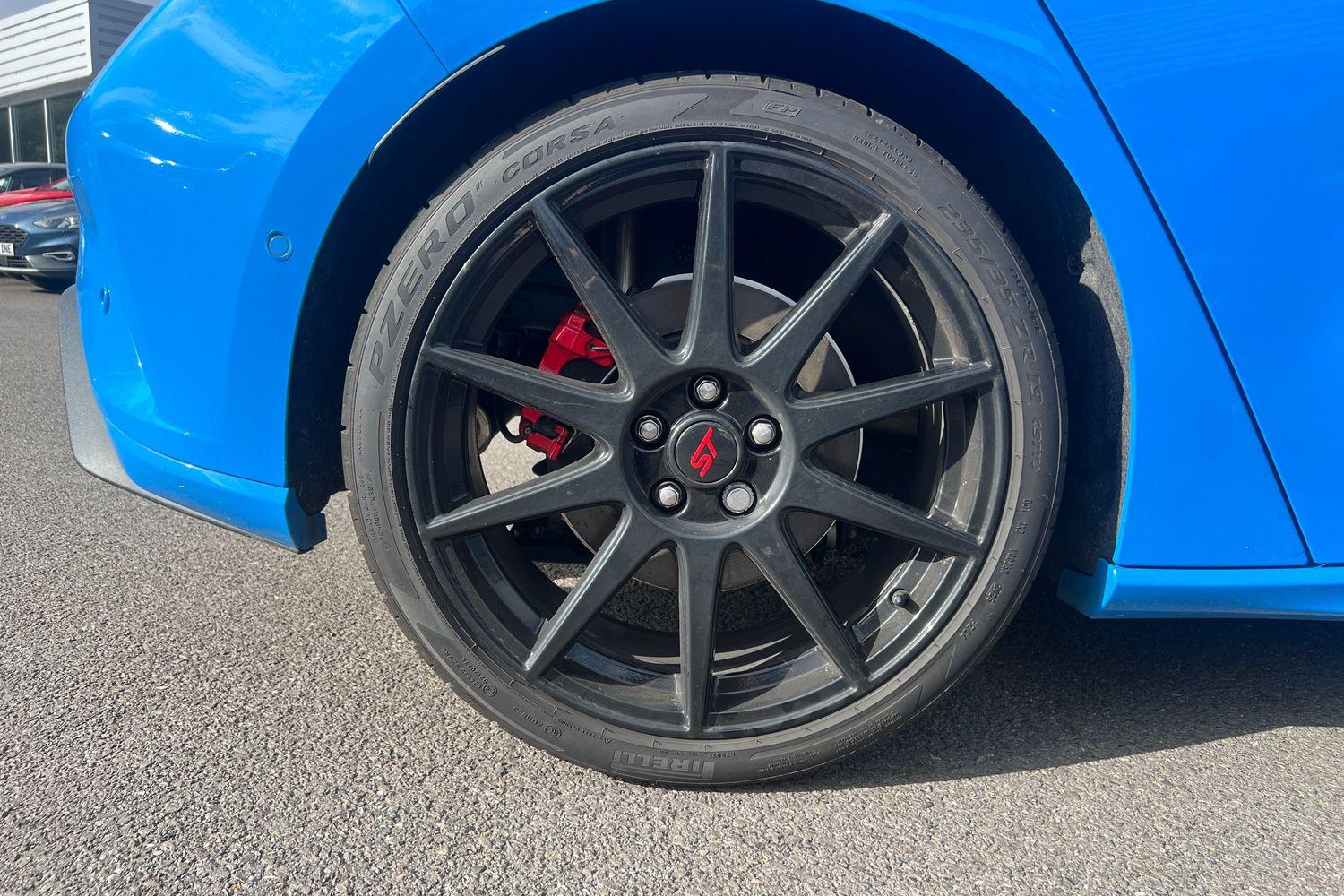 Ford FOCUS Photo 7