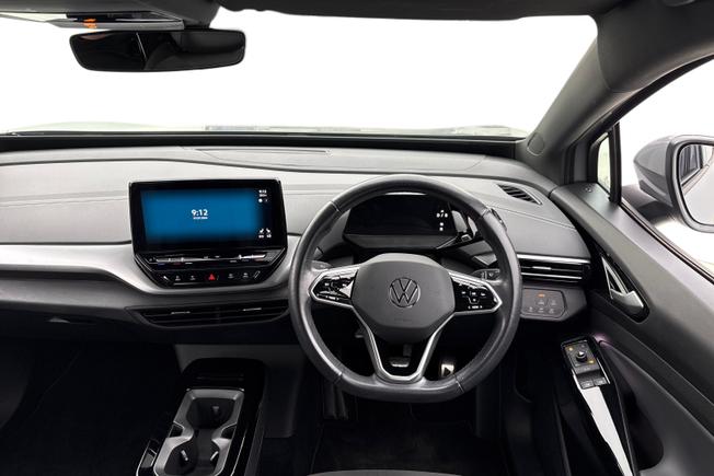 VOLKSWAGEN ID.4 Photo 11