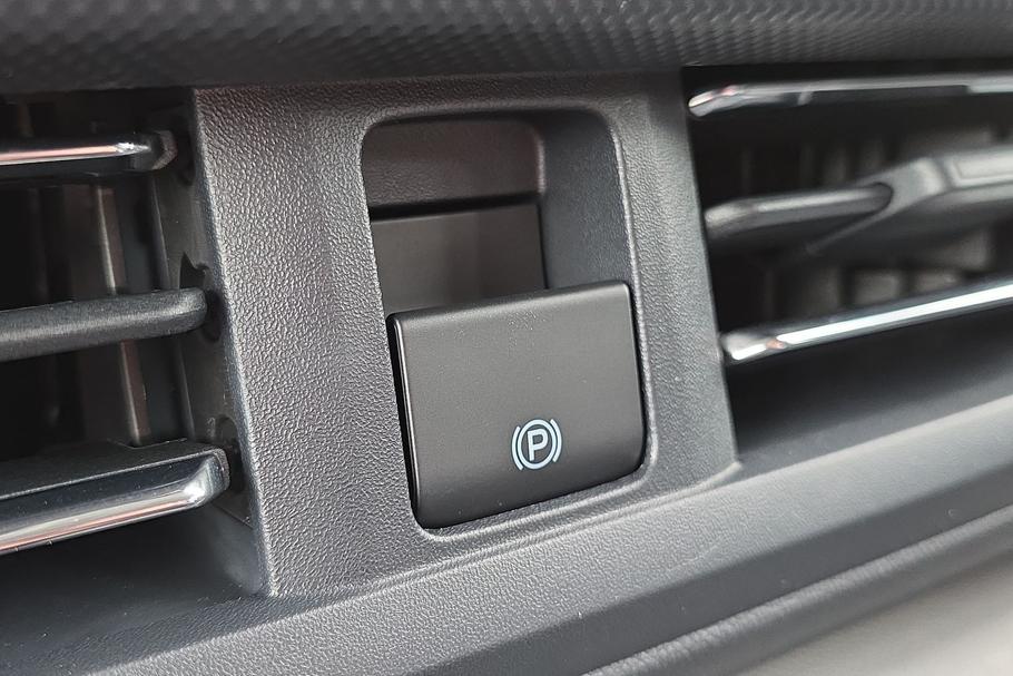 Used Ford Transit Custom WN26UYB 31