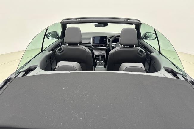 Volkswagen T-Roc Photo 30