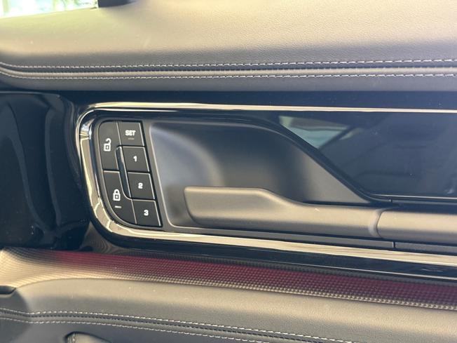 PORSCHE Panamera Photo 37