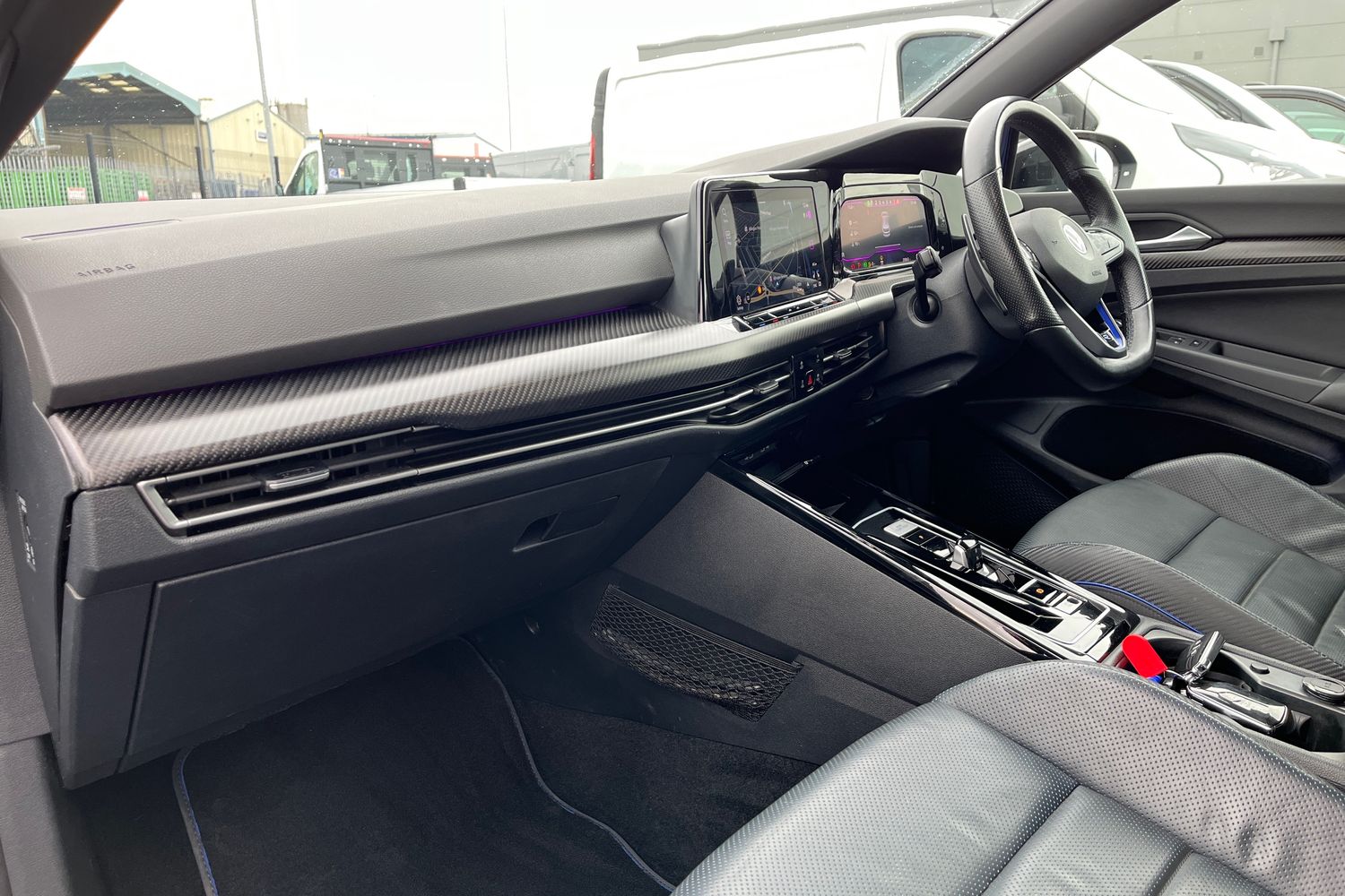 Volkswagen Golf Photo 17