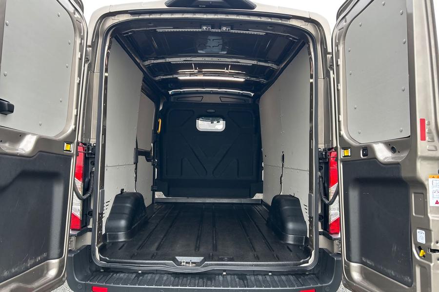 Ford Transit Photo autoimg-14807b59968a6bdb851096031f730539e7dbb5d1.jpg