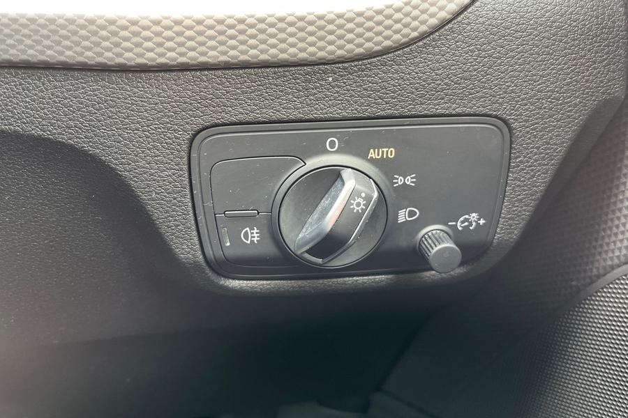 Audi Q2 Photo autoimg-1484d5973ae883b14cc130b31c9054b60381a93b.jpg