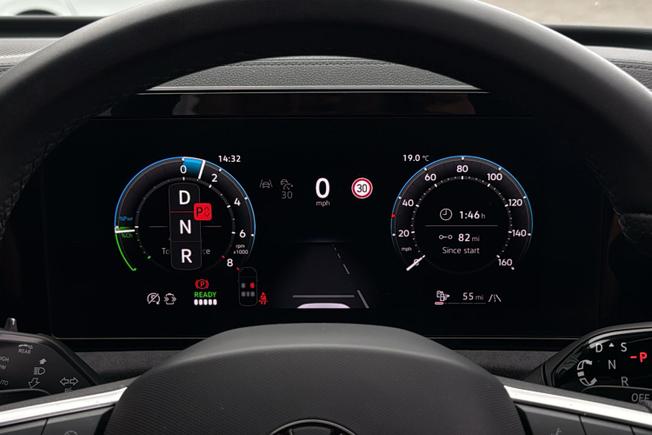 VOLKSWAGEN Tiguan Photo 15
