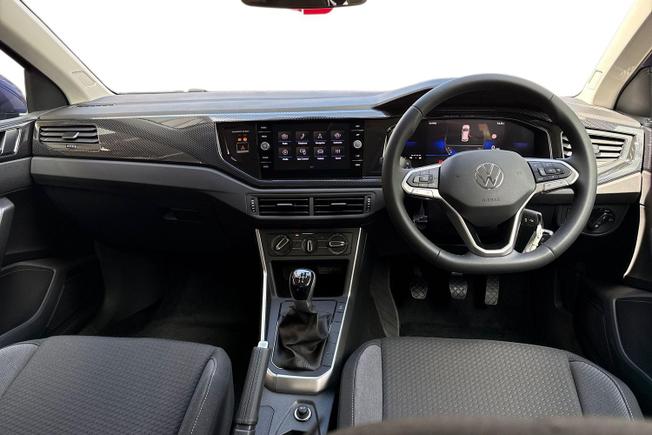 VOLKSWAGEN Polo Photo 10