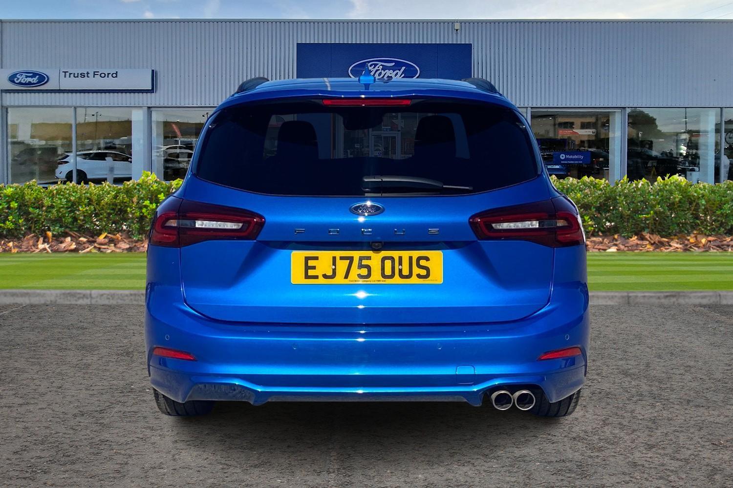 Ford FOCUS Photo 6