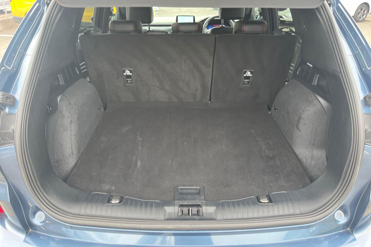 Ford KUGA Photo 20