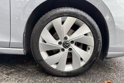 VOLKSWAGEN Golf Photo 5