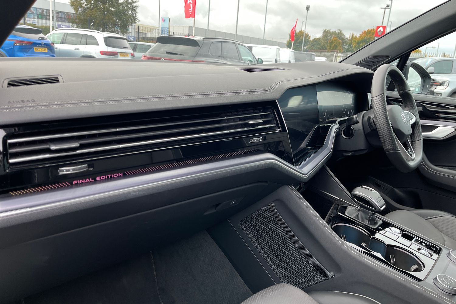Volkswagen TOUAREG Photo 17