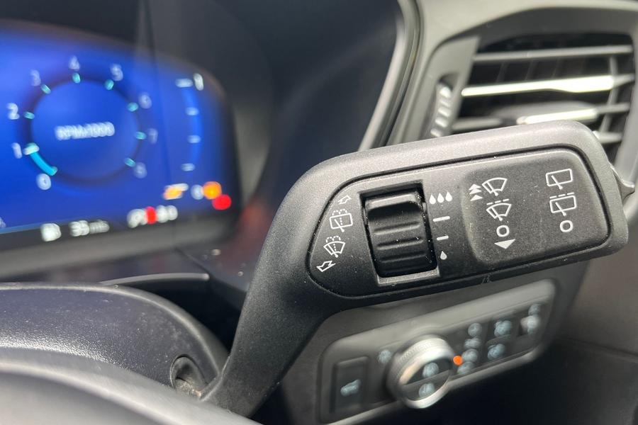 Ford Kuga Photo autoimg-1491af6c2f41b9c4266ecedfac8fd789e42e94d5.jpg