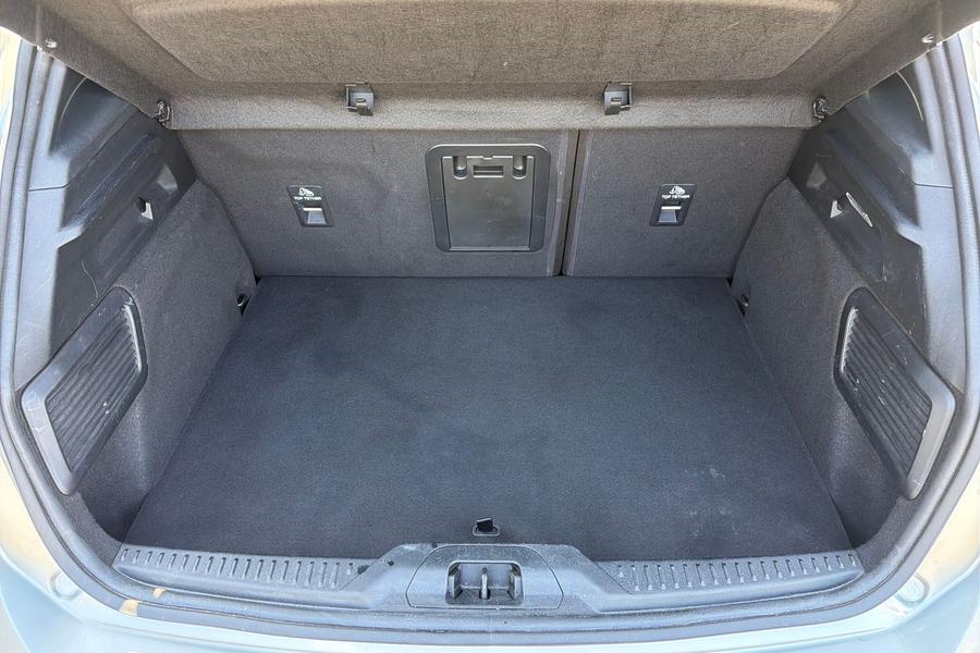 Ford FOCUS Photo autoimg-1493080097a79f4ceeee5578c538fe3fc16eb713.jpg