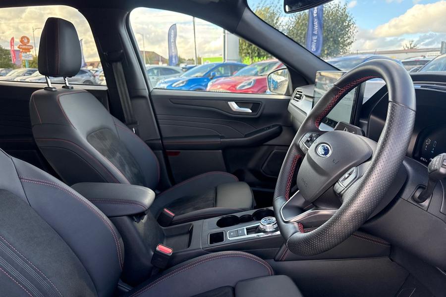 Ford KUGA Photo autoimg-149a99ae69193d8b872b1e08f63502dc9ef4ed3f.jpg