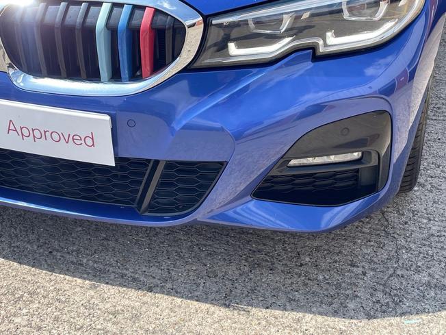 BMW 3 Series Photo 22