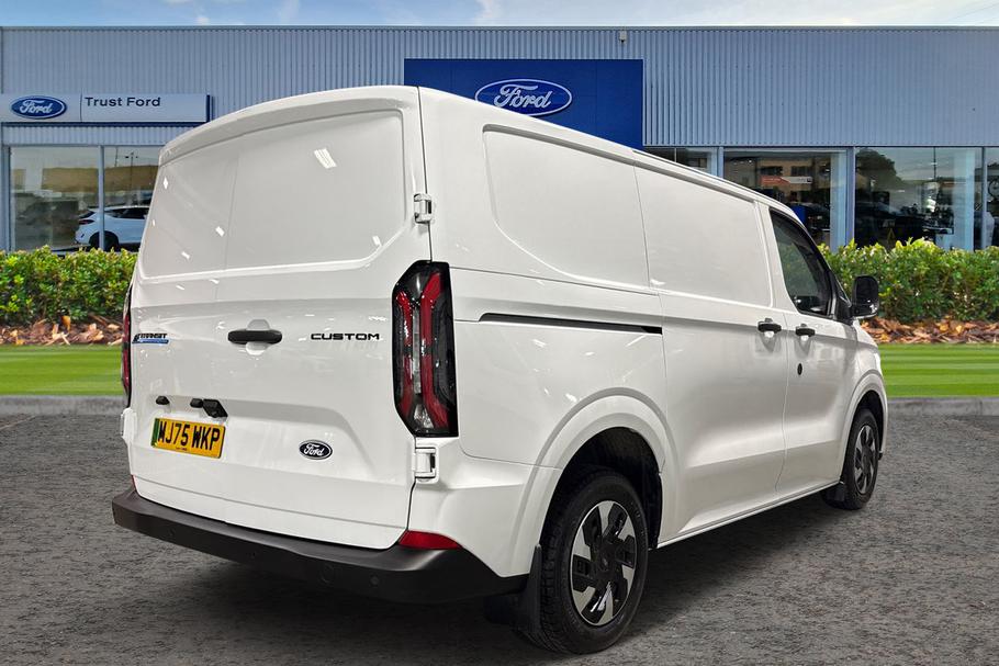 Used Ford E-TRANSIT CUSTOM 8