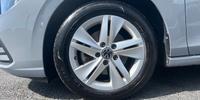 Volkswagen Golf Photo 22