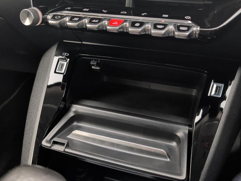 Used Peugeot 2008 YG70CVW 38