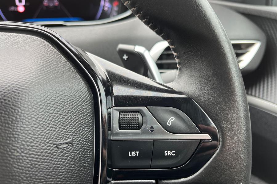 Peugeot 3008 Photo autoimg-14a63445a19a27f51df24032273b7ea5269baa40.jpg