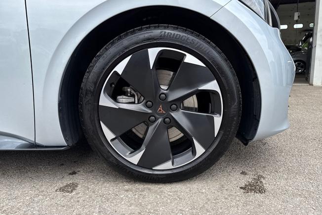CUPRA Born Photo 5