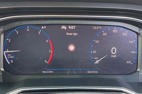 Volkswagen Taigo Hatchback Photo autoimg-14b2dea8418a17f96bf828d96465280eb0cd02a7.jpg