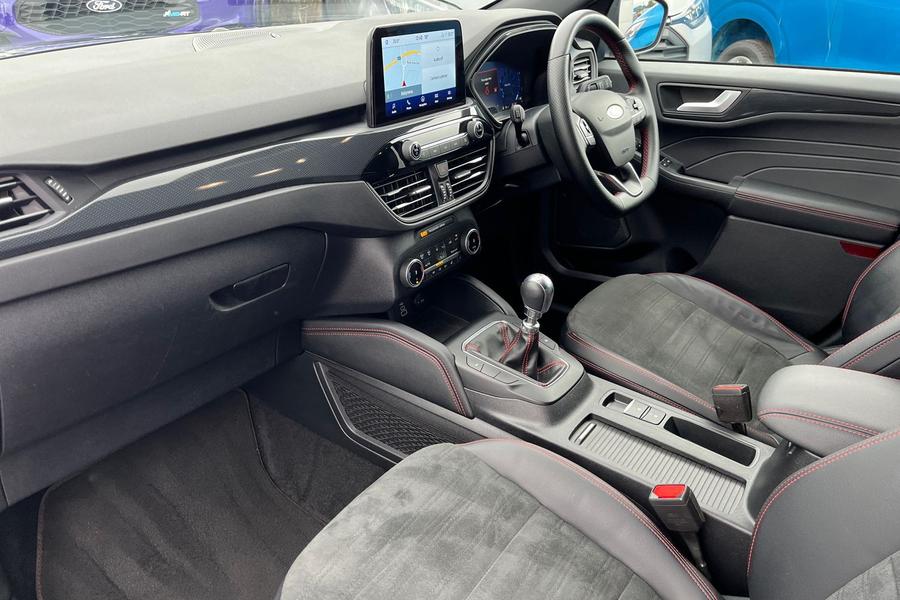 Ford KUGA Photo autoimg-14b4444155c76a1b3b6fcc351aae56c472925f8f.jpg