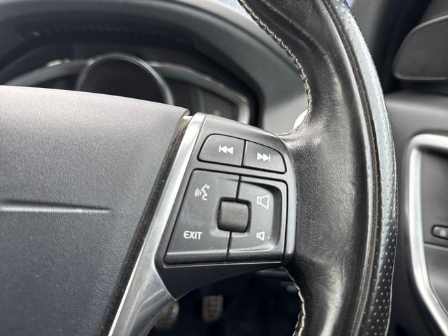 VOLVO XC60 Photo 17
