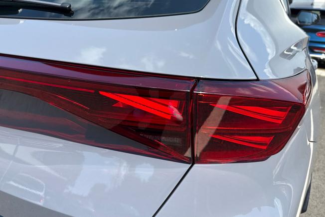 CUPRA Formentor Photo 18