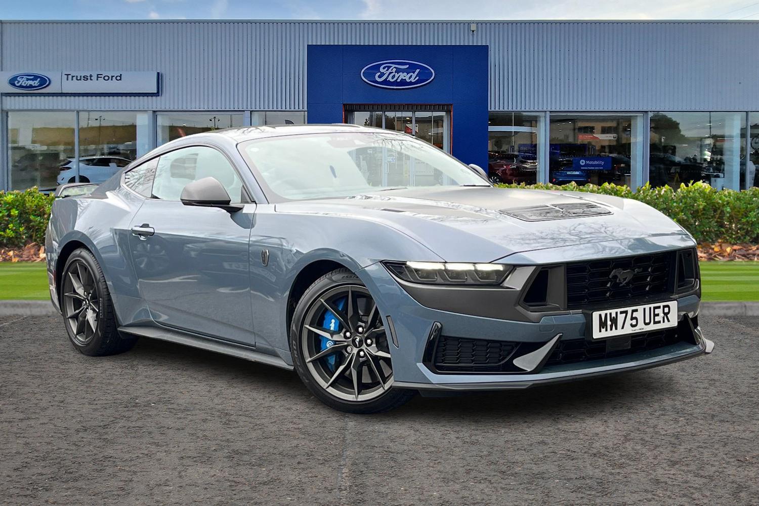 Ford Mustang Photo 0