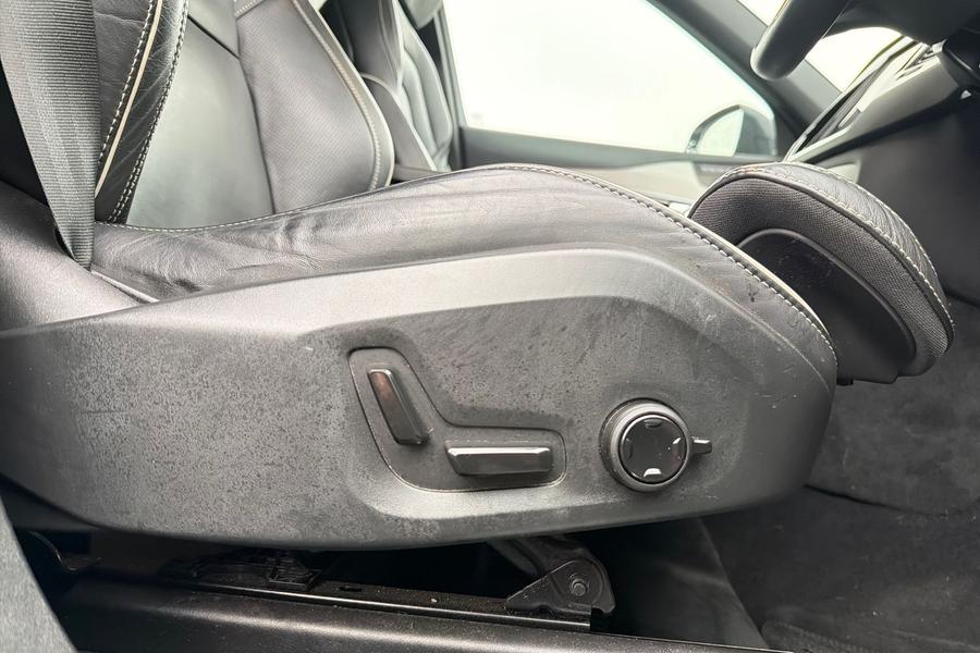 Volvo XC90 Photo autoimg-14c634818c9f9ca8c59b7b664fa67da0271b41f6.jpg