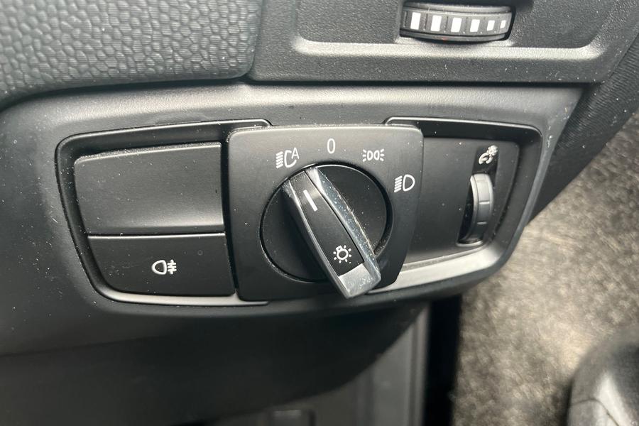 BMW I3 Photo autoimg-14c95bfbac4b35c0e76f9903fd84d4e50557e13f.jpg