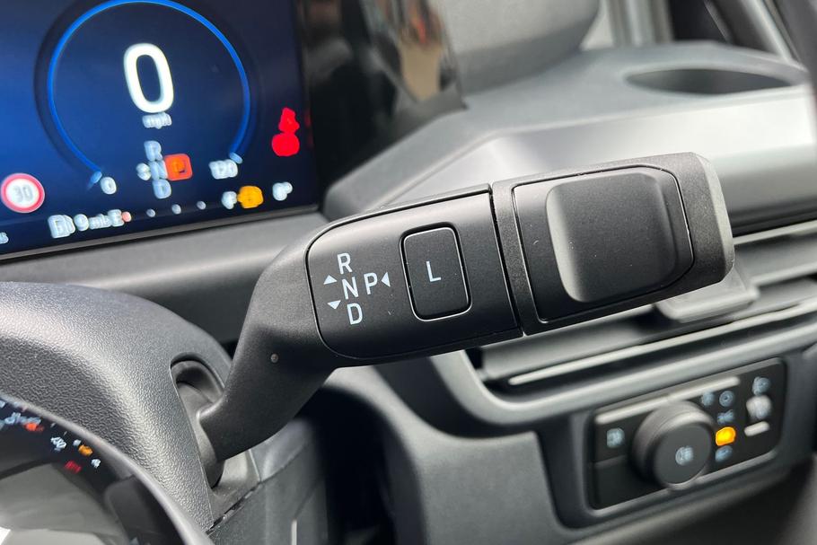 Used Ford TRANSIT CUSTOM LJ75HBO 17