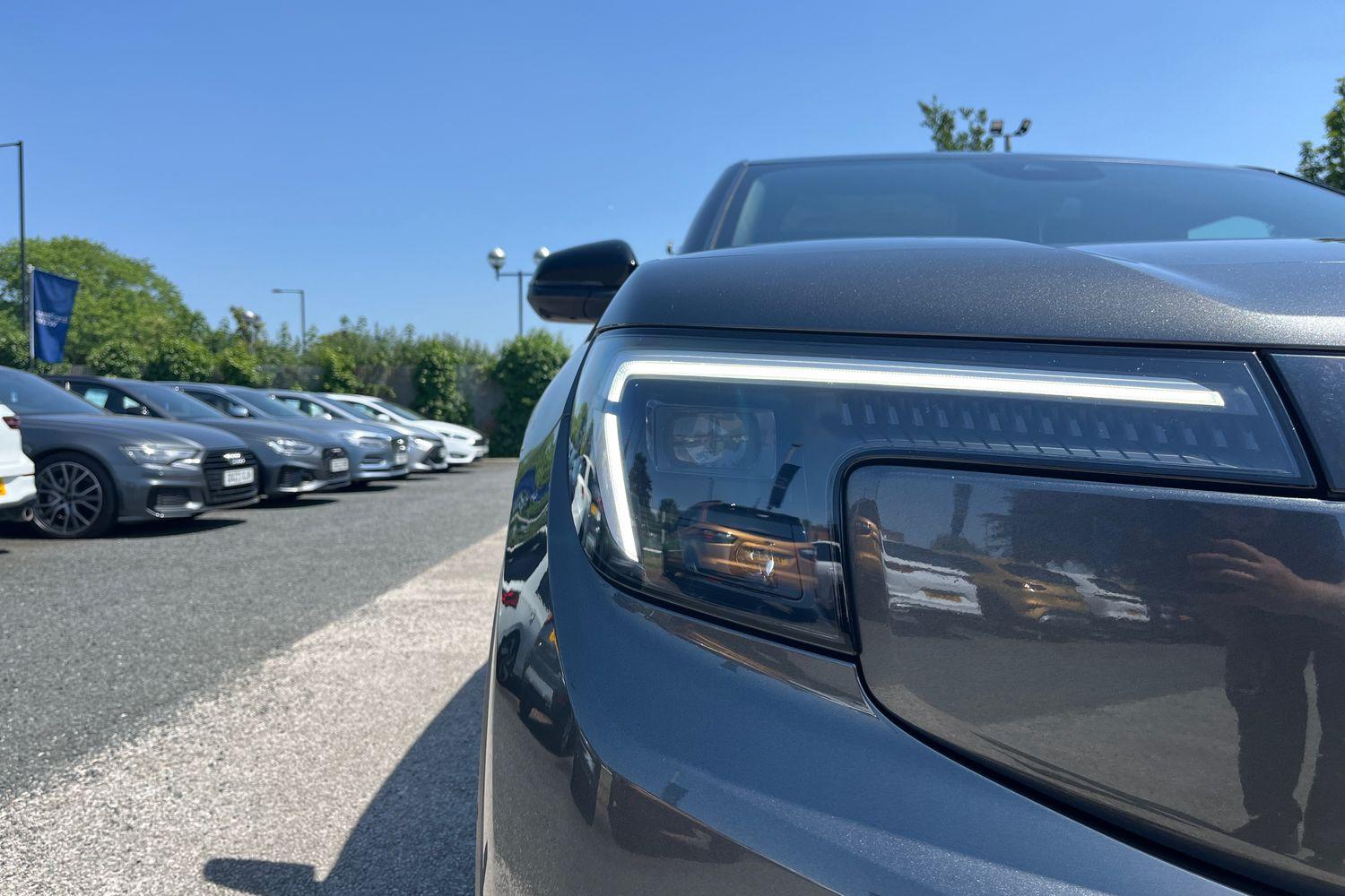 Ford Explorer Photo 39