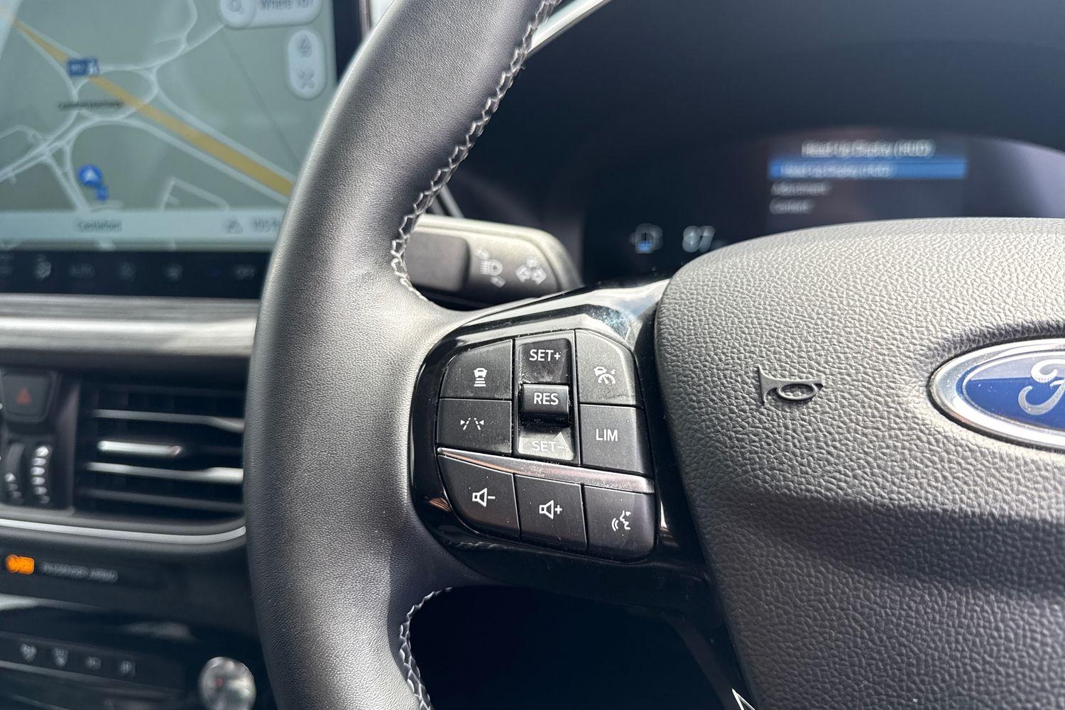 Ford KUGA Photo 28