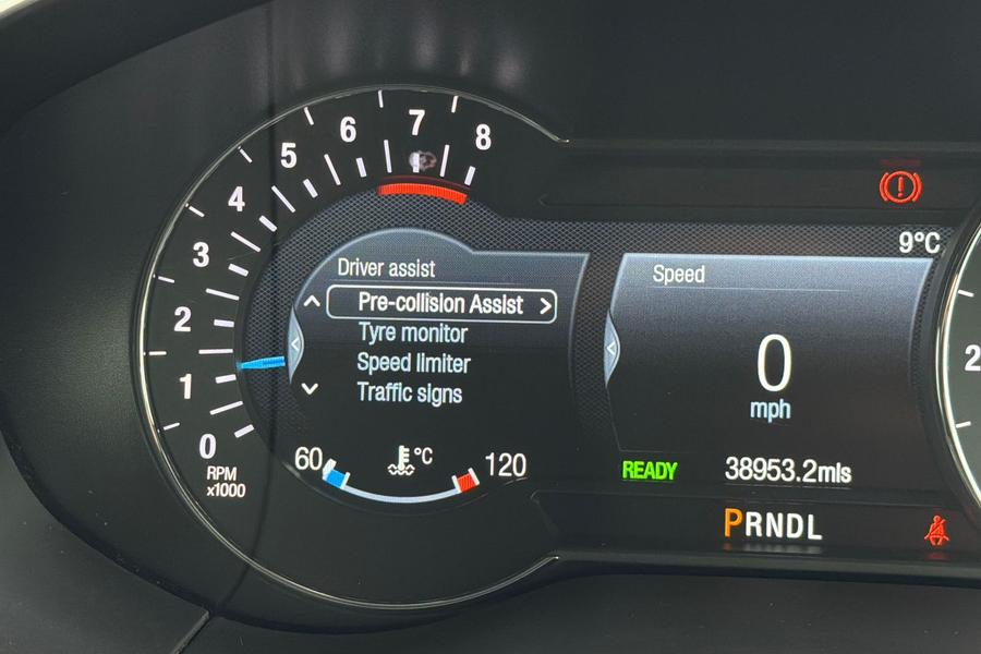 Ford S-MAX Photo autoimg-14d5cc580dabb5f78cc33b0e79af60ae406a1ddb.jpg